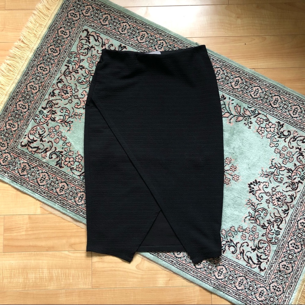Vero Moda Ribbed Pencil Cutout Skirt - Picture 3 of 7
